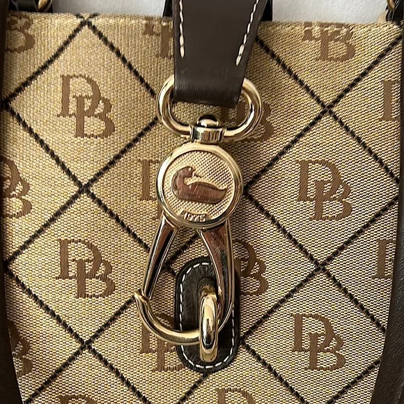 Dooney & Bourke Authenticated Tan/Brown Signature Monogram Shoulder Bag Purse - Picture 3 of 10
